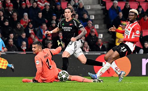 PSV 埃因霍温 vs 阿森纳