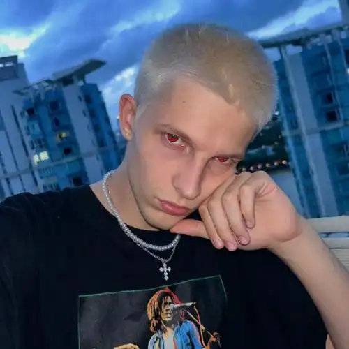 6686体育平台金牌作者Imani