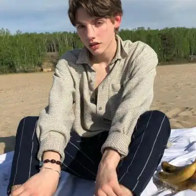 6686体育平台银牌作者Lucy