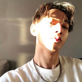 6686体育平台合作伙伴Charlie