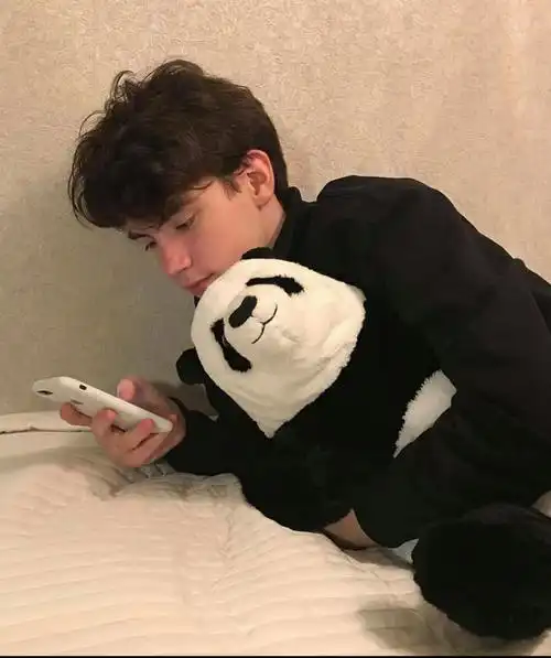 6686体育平台海外作者Adam