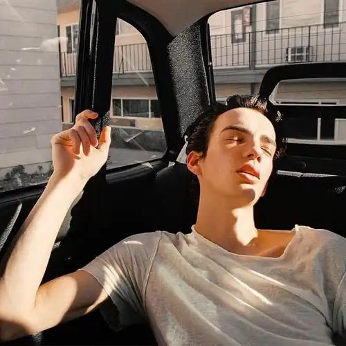 6686体育平台海外作者Zachary