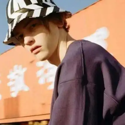 6686体育平台高级作者Bess