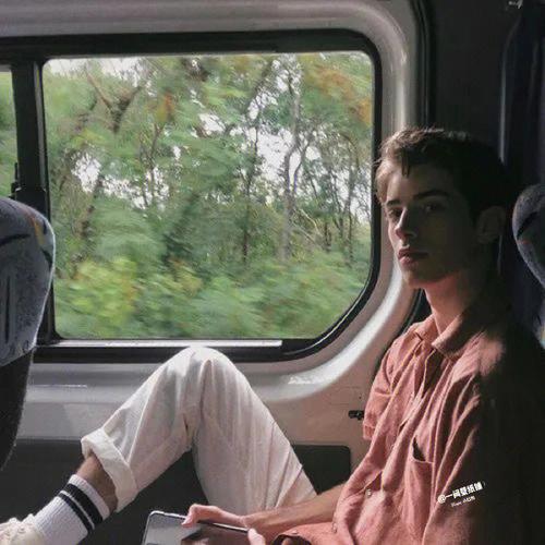 6686体育平台官方作者Alistair