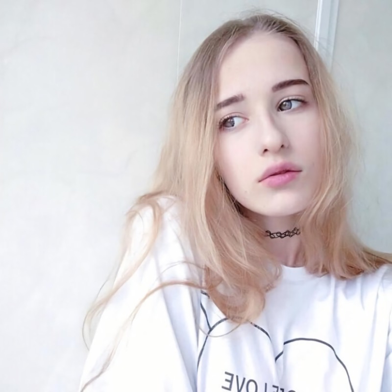 6686体育平台铁牌作者Blythe