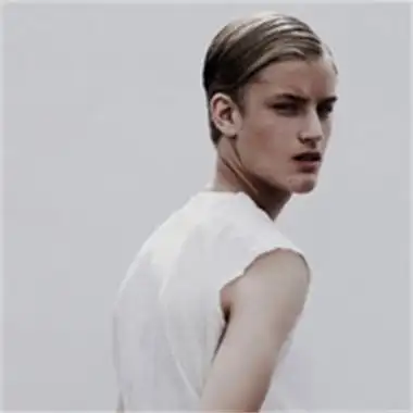 6686体育平台钻石作者睡觉也偷笑